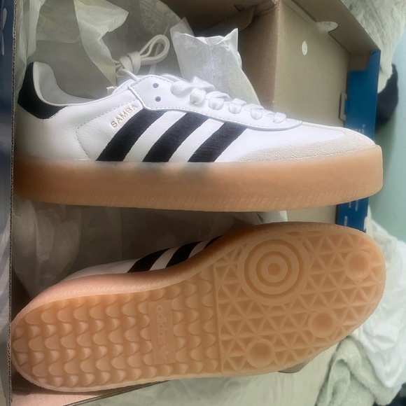 SOLD Adidas Samba - Picture 5 of 6